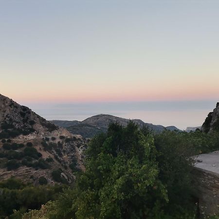 Koronos Naxos Mountain Retreat - Tiny House Build On Rock 아파트 외부 사진